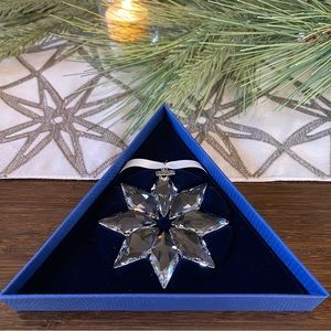 NIB 2013 Swarovski Annual Christmas Snowflake Ornament